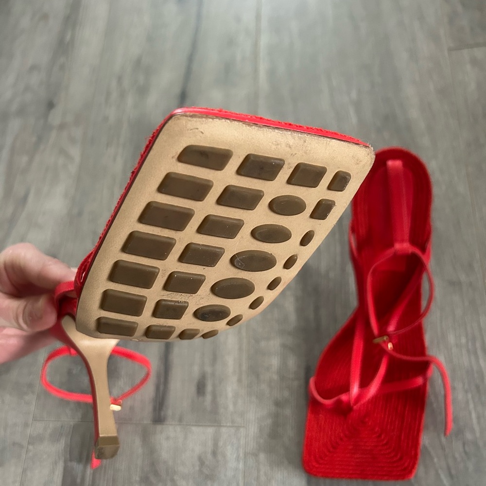 Bottega Red Strappy Square-Toe Sandals - Picture 4 of 5
